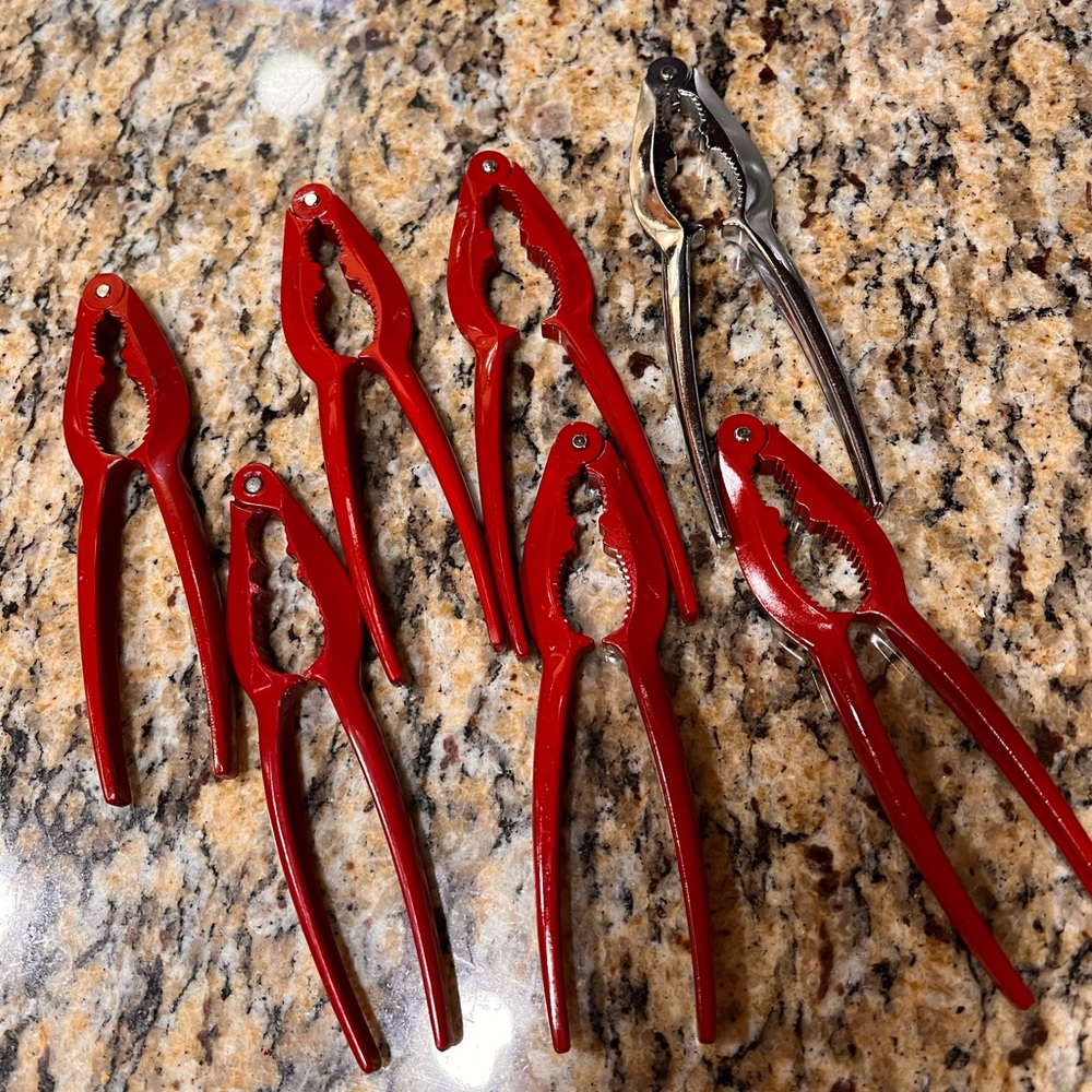 7 Pair Crab/Lobster Crackers